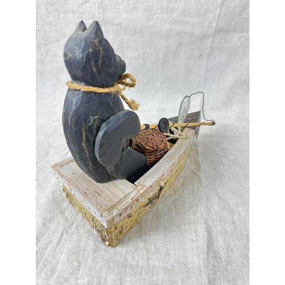 Fishing Bear in Boat - Rustic Farmhouse Cabin Decor -Unique Kitschy Vintage Find - Picture 5 of 9